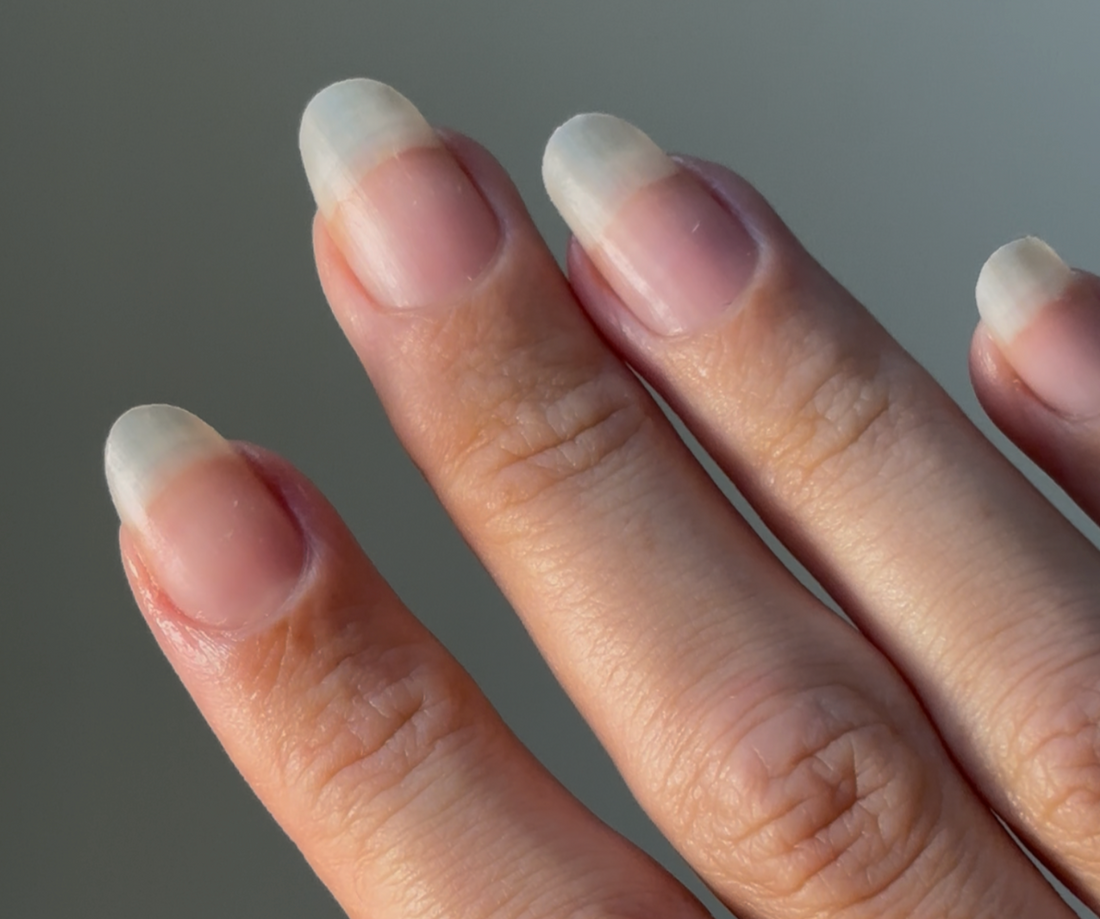 Retrait patchs gel doux sans abîmer ongles naturels — guide The Care Gel