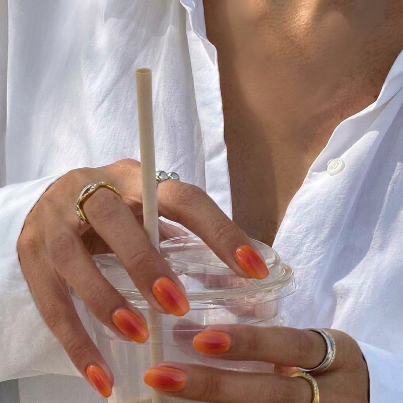 Summer Aura orange Manucure bandes patch gel dégradé solaire collection Noholita x Lili Creuk x The Care Gel